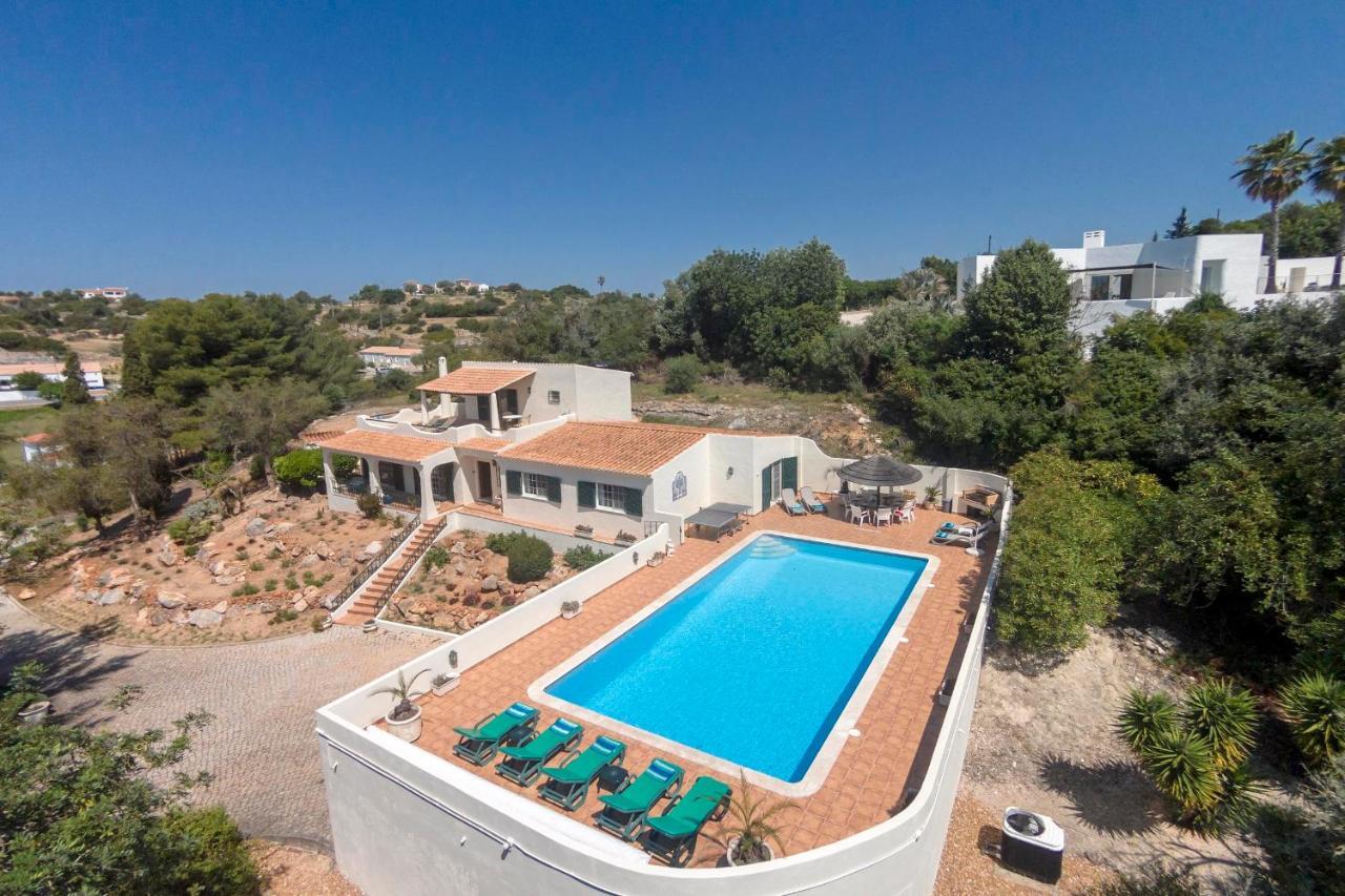 קארבואירו Casa Ouricos Large Pool Bbq Walk To Beach מראה חיצוני תמונה